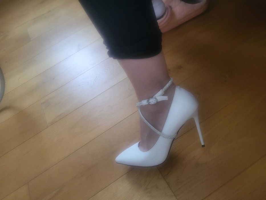 Туфлі весільні білі