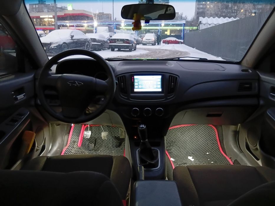 Чери е 5 2014год