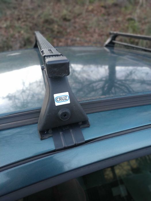 Barras de Tejadilho Cruz para Renault Mégane I – Conjunto Completo