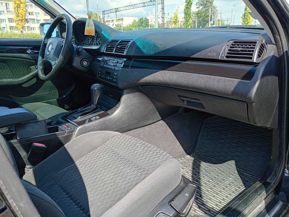 BMW E46 2.0 150KM LPG Klima Shwarz 2