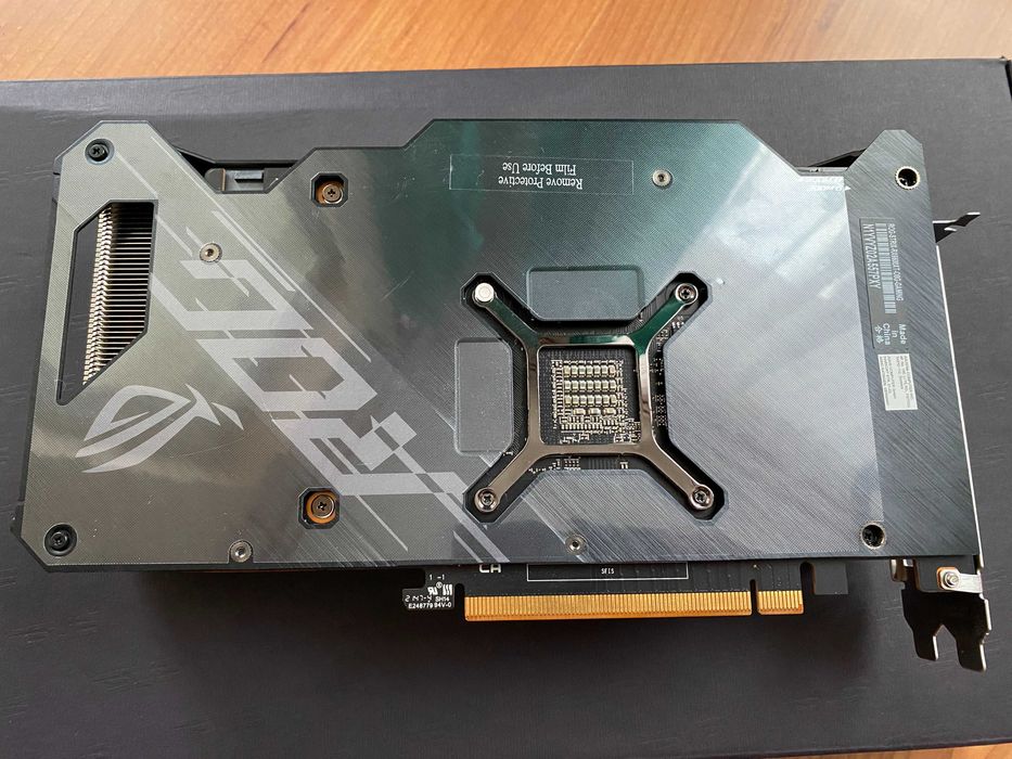 ASUS ROG Strix Radeon RX 6600 XT OC Edition