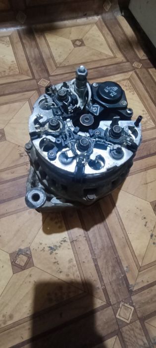 Продам Генератор ВАЗ 2110-15 14В 90А