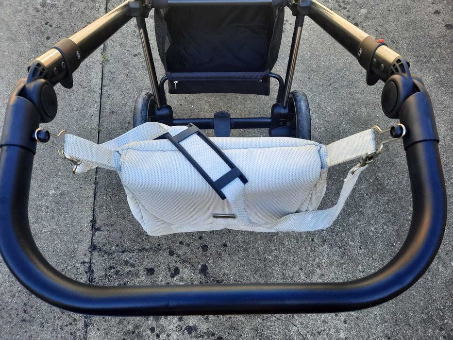 Trio RIKO QUBUS + extras + base isofix auto RIKO