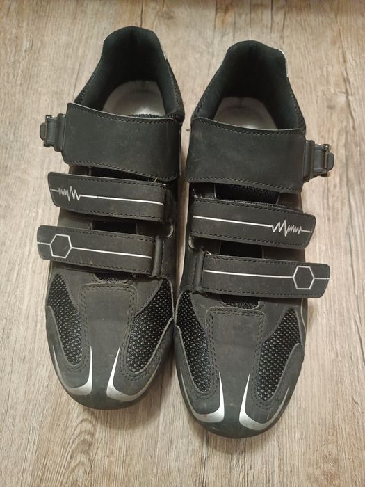 Buty rowerowe do wpięcia w pedały