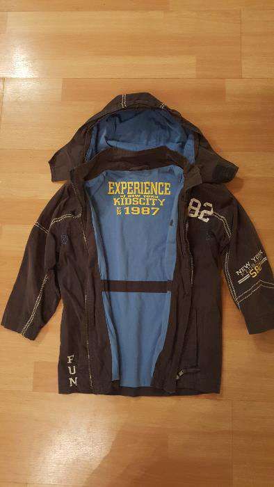 Kurtka chłopięca granatowa wiosenno-jesienna rozmiar 116