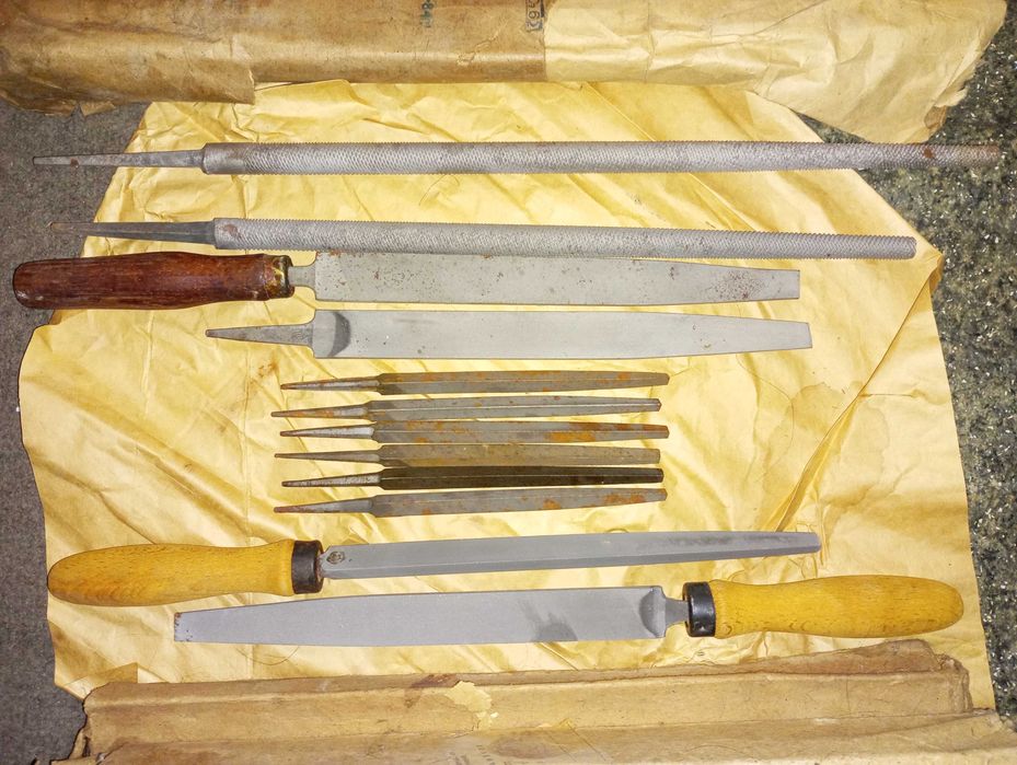 Напильник трехгранный плоский круглый новый советский