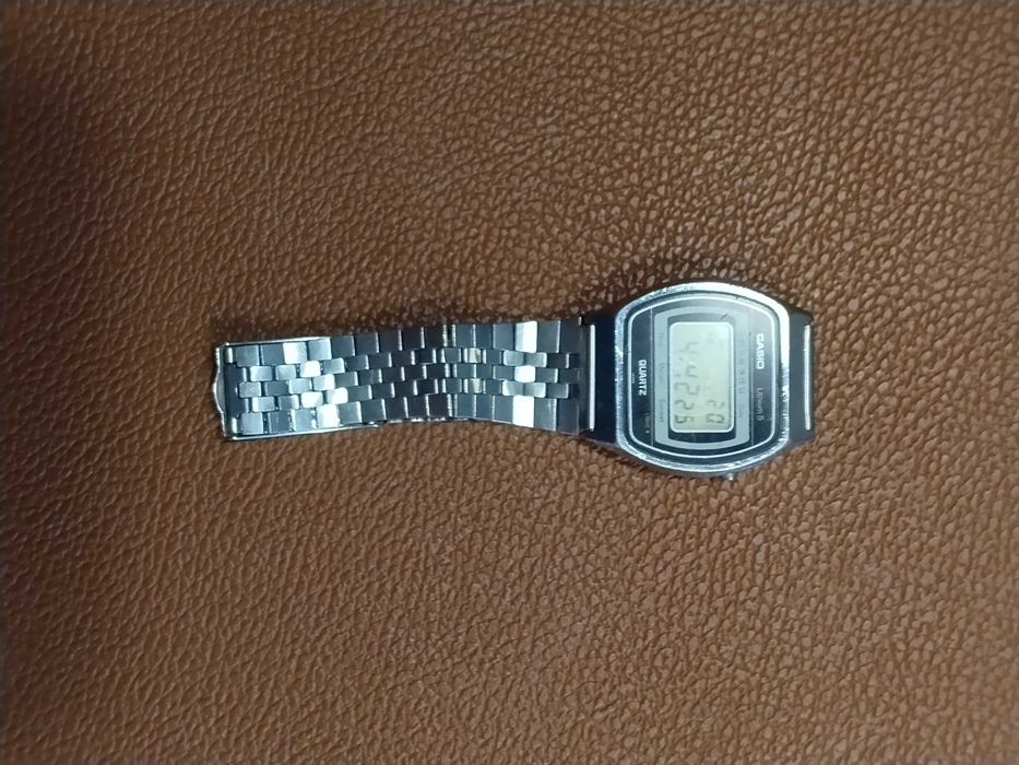 Casio Lithium 5  122  S004 sprawny zabytkowy