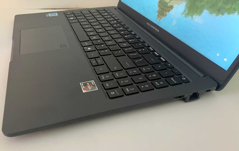 ASUS ExpertBook BM1503CDA R5 7535U 16/512Gb W11Pro Gwarancja