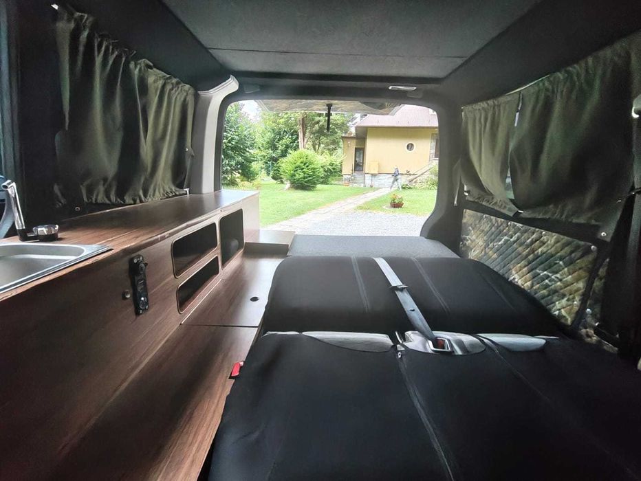 Volkswagen transporter T5 Westfalia Webasto Automat DSG napęd 4Motion 4x4 180KM California