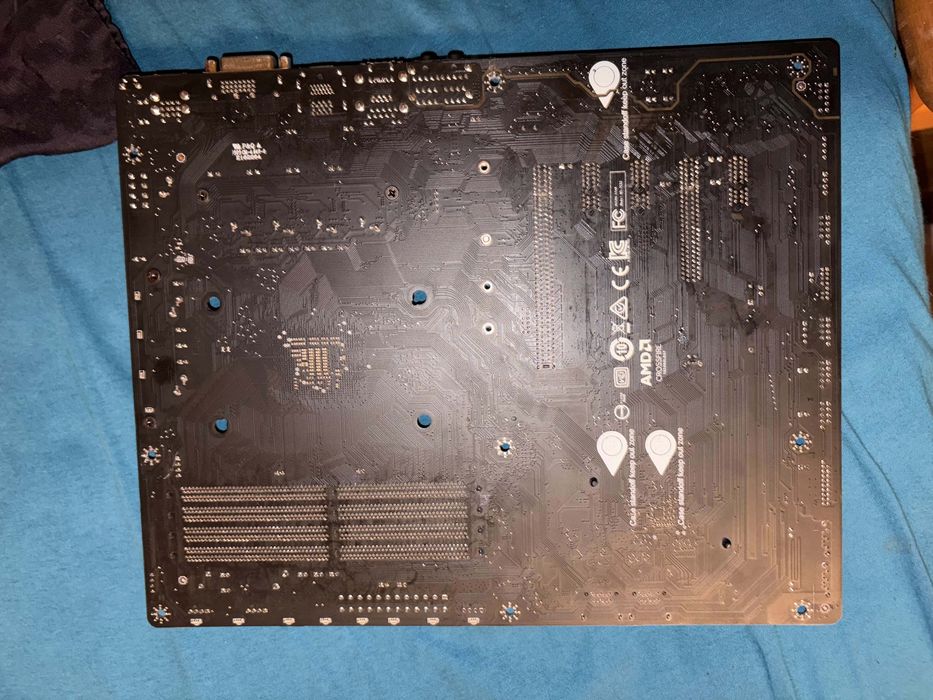 MSI B450 Tomahawk AM4 – DDR4 – ATX