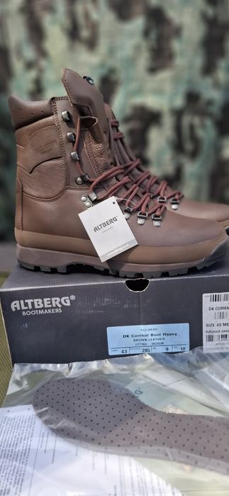 Brytyjskie buty bojowe wojskowe Altberg Comvat r 43M