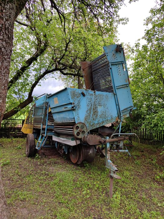 Продам картопляний комбайн Анна