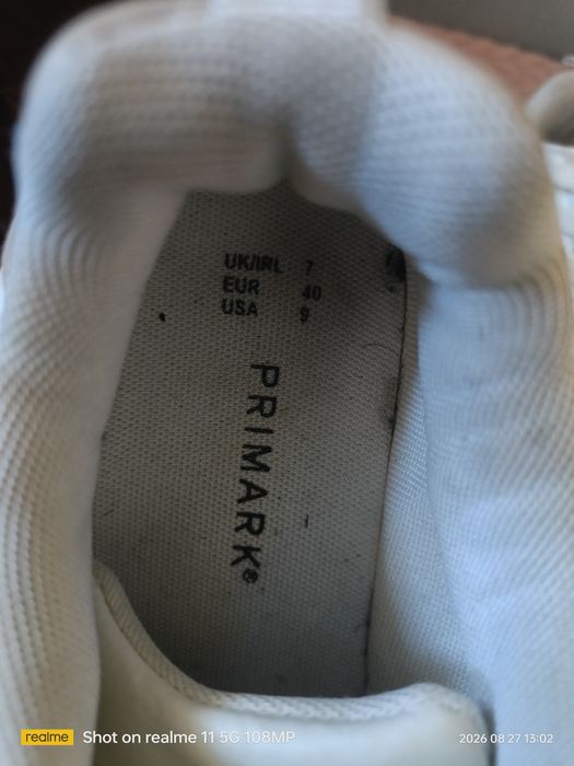 Adidasy firmy Primark.
