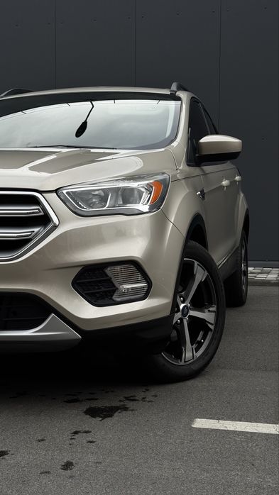 Ford Escape Titanium 2018 • EcoBoost • 96 тис. км • максимальна комплектація!