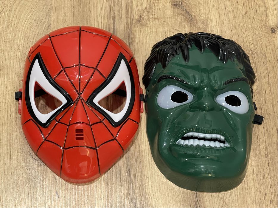 Маски супергероїв Marvel! Людина-Павук та Халк (Світяться!)