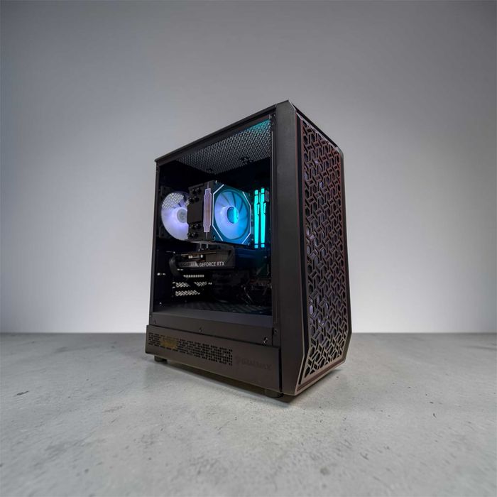 Новий ПК! Ryzen 7 7700 | 32GB DDR5 | 1TB NVMe | RTX5060 8GB | 750W
