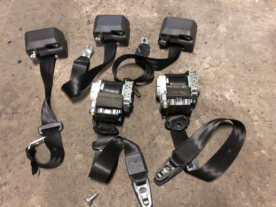 Ремни безопосности Audi A4 B8 USA америка 08-16 год