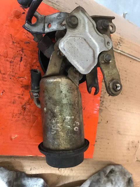 Bomba de direçao assistida Toyota Yaris 1.4 D4D