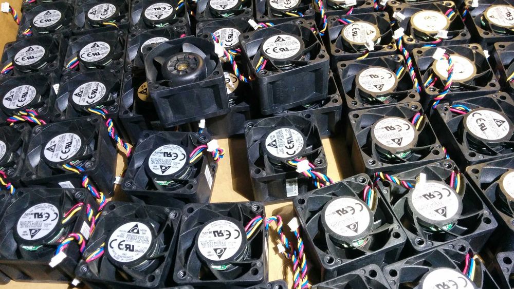 Вентилятори 40 мм 12В 0.6А 15000 об/хв для пальника.