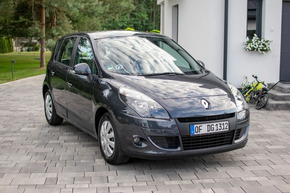 Renault Scenic 1,6 Benzyna 6 bieg Panorama  Klima Opłaty Sprowadzony!