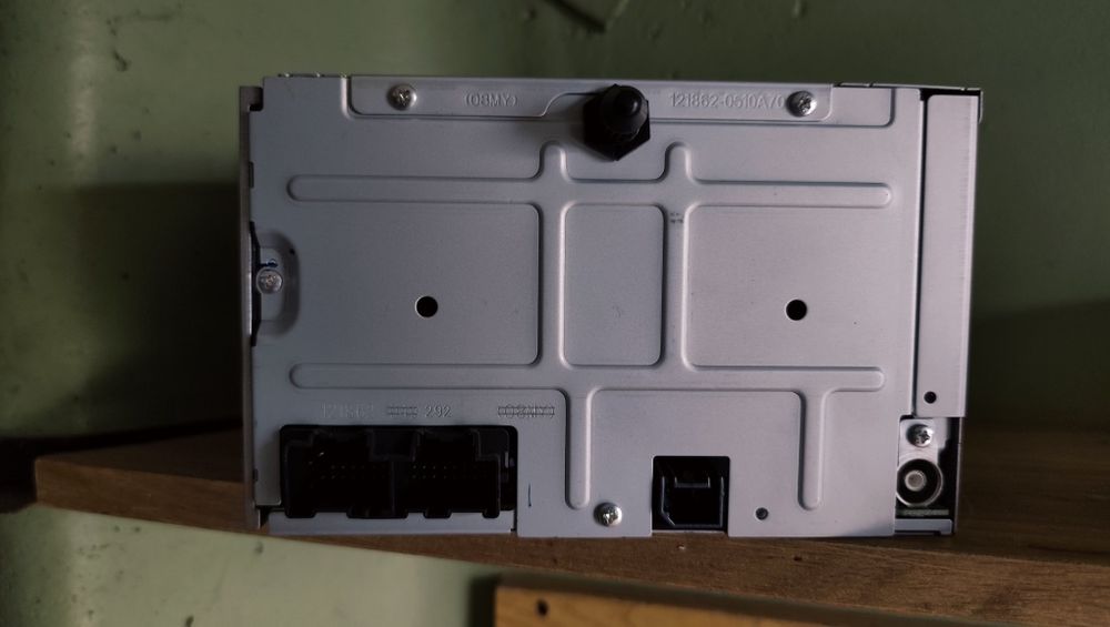 Продам магнітолу Chevrolet Captiva