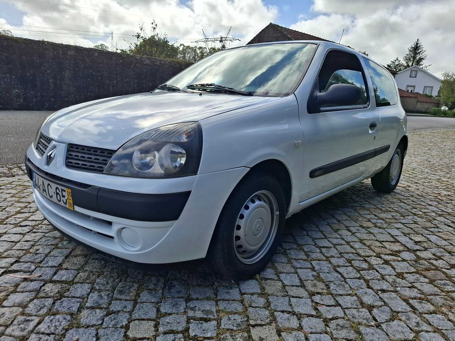 Renault Clio 1.5 dci Van Apenas 199 mil kms