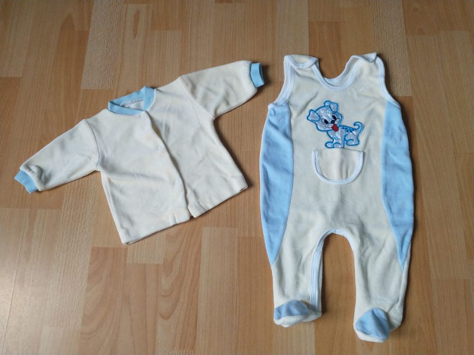 Komplet kaftanik + śpioszki chłopięcy welurowy R.56/62 stan IDEALNY