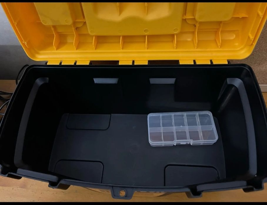 Caixa de ferramentas 12"