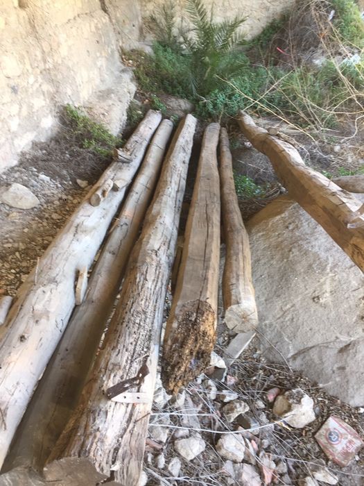 Traves Madres de madeira Castanho antigas