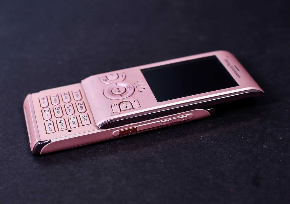 Telefon Sony Ericsson W595