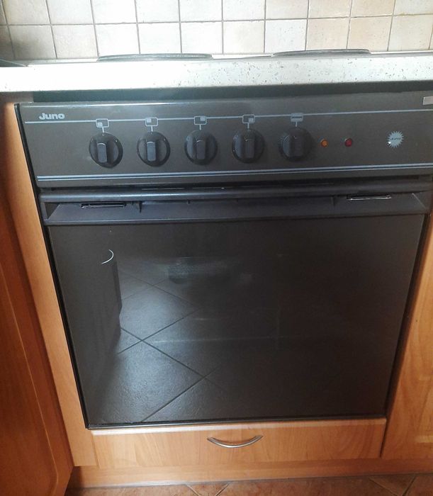 Kuchnia kuchenka elektryczna z piekarnikiem