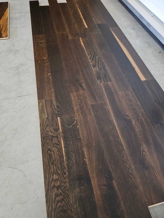 Parkiet dąb wędzony lakier (11x70x490) 120 m2
