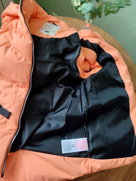 Яскрава жилетка від Tokyo Laundry на дівчинку