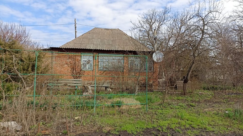 Продам будинок  смт Андріївка Ізюмський район