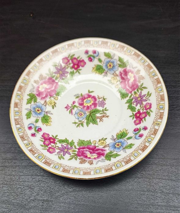 Variadas Peças Antigas de Porcelana da China
