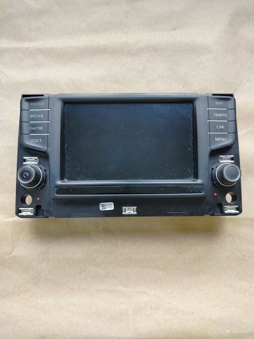 Wyświetlacz  Vw golf Vol passat b8