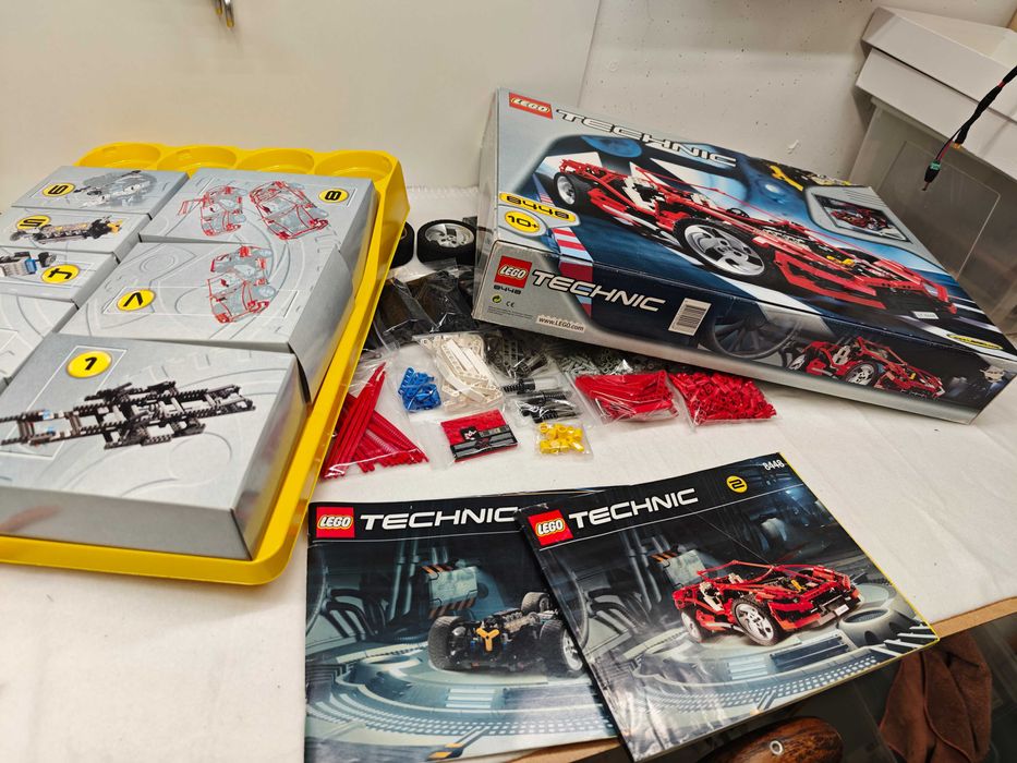 Lego Technic 8448 "Super Street Sensation"; 1999; [185]