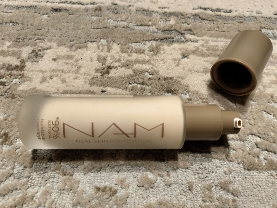 NAM Real Skin Foundation 01C swan