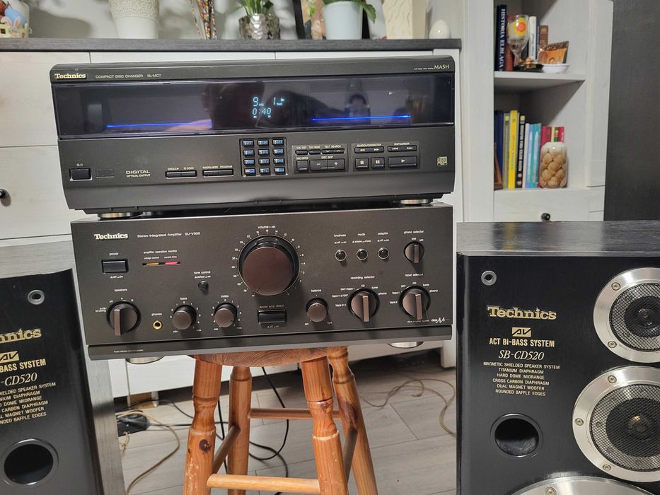 Zmieniarkę Technics SL-MC7 + Pilot CD TEXT