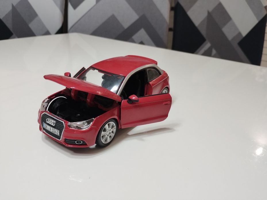Model Audi A1 Q:24