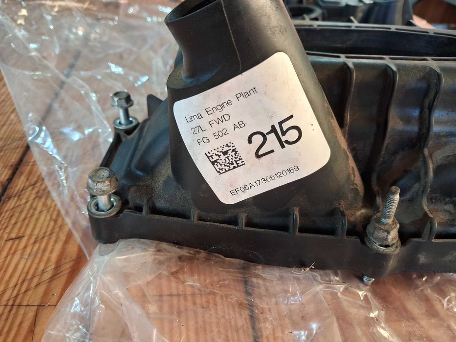 Клапанна кришка фюжен 2.7