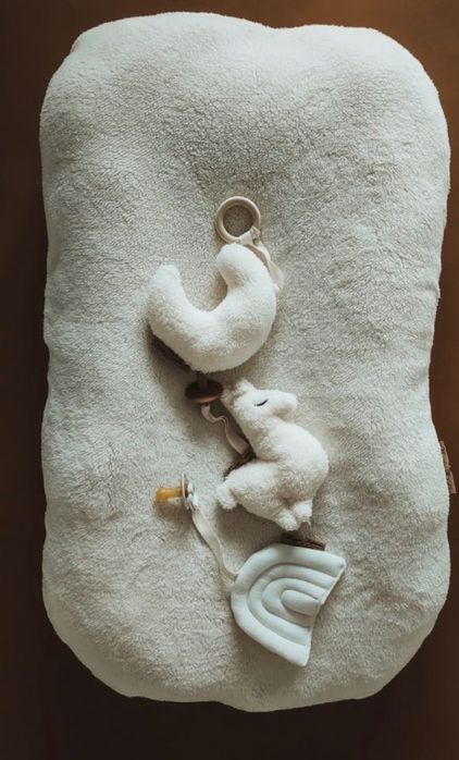 Кокон MommyTouch Huggles Republic  від 0 до 16 міс