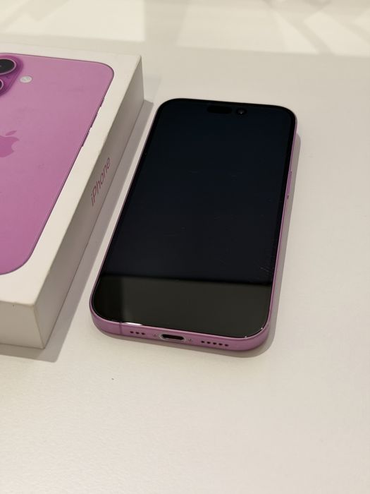 iPhone 16 Różowy, 89% kondycji baterii / GWARANCJA / FAKTURA