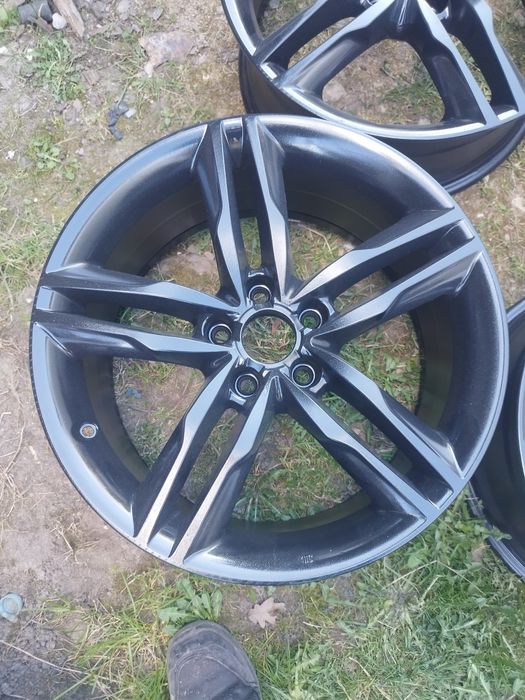 Felgi 18" VW audi skoda Mercedes inne