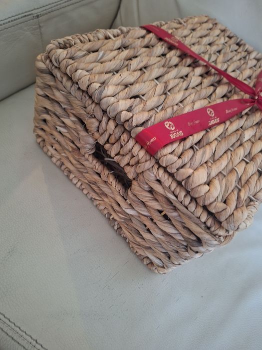 Cesta de Palha Trançada