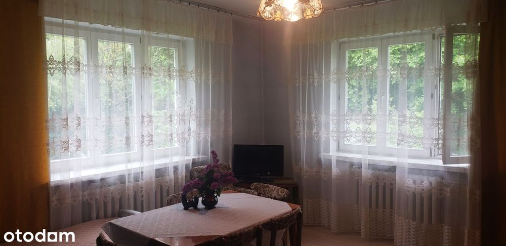 Nałęczów, dom przy parku uzdrowiskowym-świetna lokalizacja.