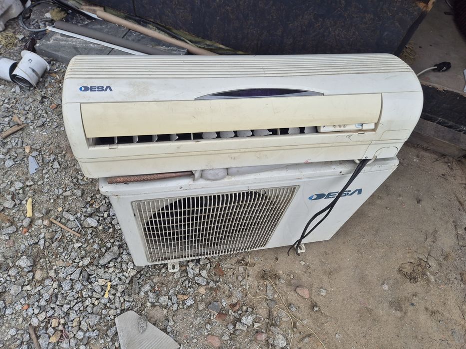 Klimatyzacja jednostka zewnętrzna i wewnetrzna