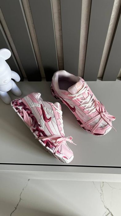 Nike Initiator Custom Pink жіночі кросівки найк інітіатор рожеві