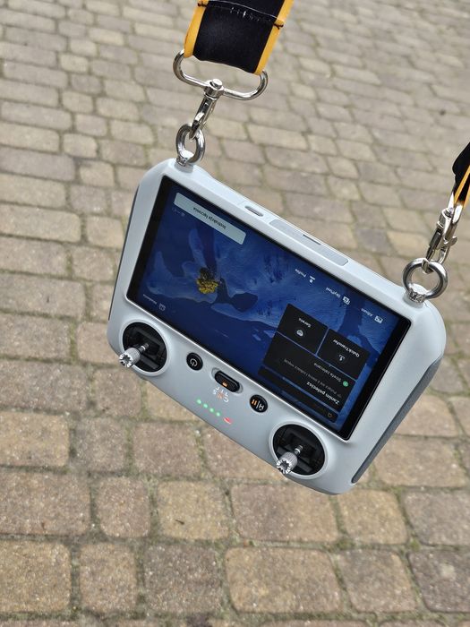 Dron dji mini 3 pilot RC, zestaw premium +  fly more combo, max 26 cykli!!