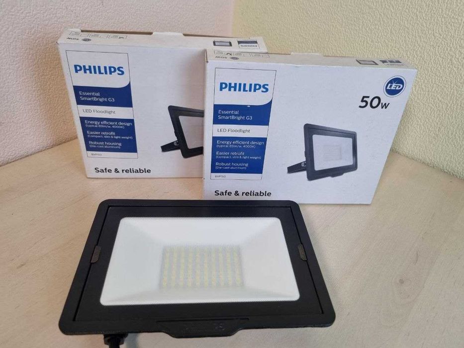 Прожектор PHILIPS LED42/WW 50W 3000K 220-240V BVP150